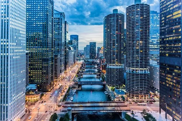 Chicago travel destination view for planning a stay and connected trip